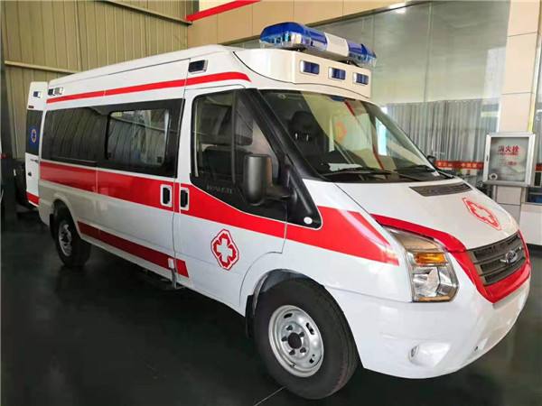 托克逊县福特V362救护车